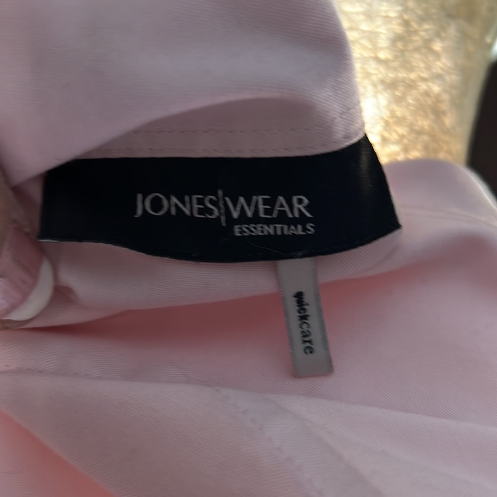 Joneswear Essentials - image 4